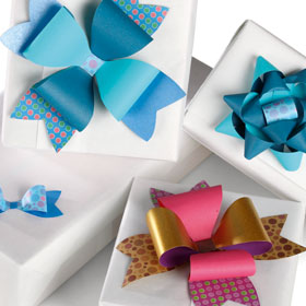 Abbellire i pacchetti regalo