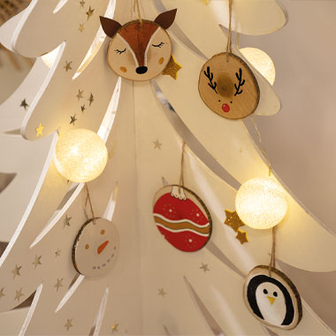 Decorazioni natalizie in legno